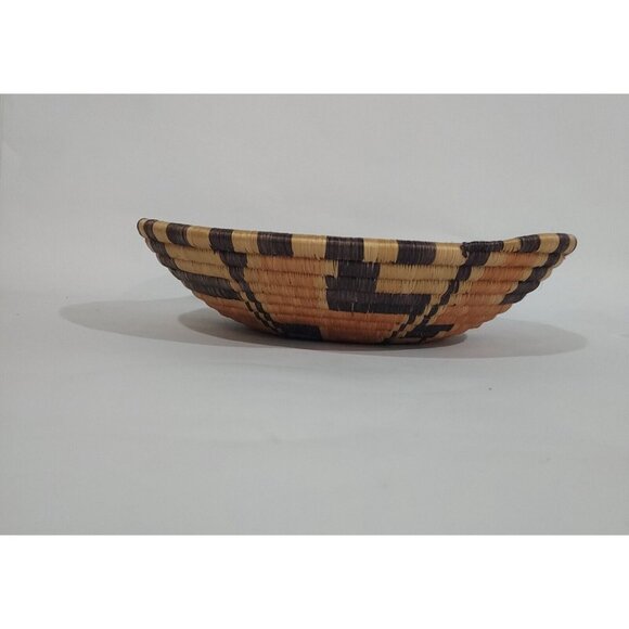 Round Ethnic Coil Handwoven Natural Grass Bowl Basket 11" Diameter 5" Deep Hang - Picture 7 of 12